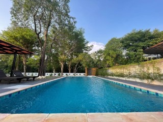 Pool villa for rent at soi Siam country club 