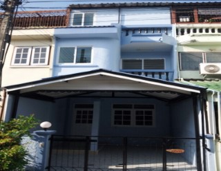 SaleHouse Sell Hong Prayoon Village, 4 bedrooms, 3 floors, near Rattanathibet Road, Bang P