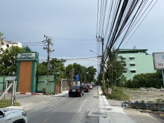 ที่ดิน ติด ถ.เทอดพระเกียรติ 