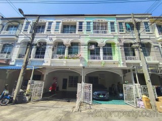 บ้านกลางเมือง ลาดพร้าว-โชคชัย4 