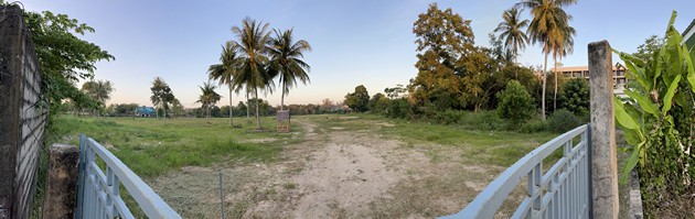 ที่ดินแปลงสวยใกล้หาดไม้ขาว 