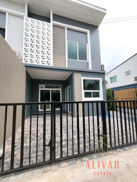 ขาย-ให้เช่า ทาวน์โฮม 2 ชั้น Casa City Bangna Fully-furnited 3 bed