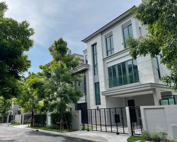  ขาย บ้านเดี่ยว Luxury Duplex Home 3 ชั้น   เดอะ ซอนเน่ ศรีนครินท