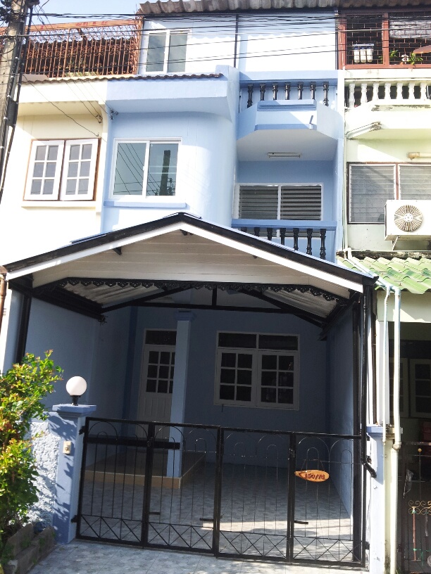 SaleHouse 3-storey 4-bedroom house for sale in Soi Rewadee, Rattanathibet Road, near  