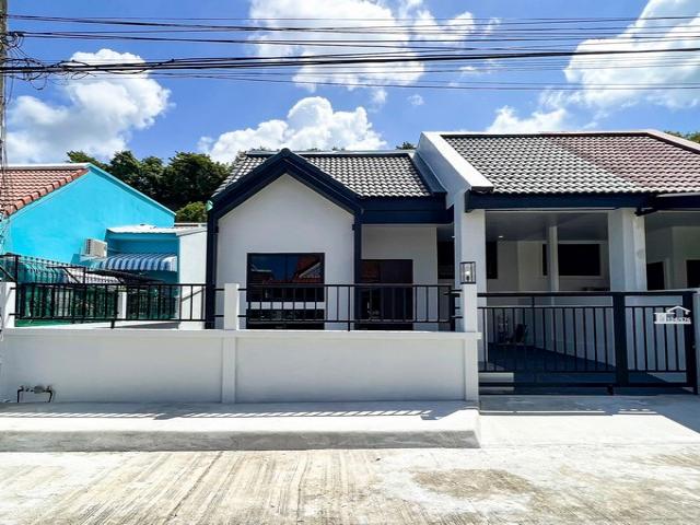ขายบ้าน For Sale : Phuket Town, Modern Style Twin House, 3 Bedroom 2 Bath