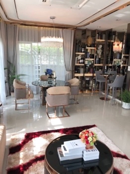 RentHouse Single house for rent, good location, in front of the club, beautifully decorated with luxury furniture. With garden, koi pond, Grandio Lat Phrao-Kaset Nawamin, 180 sq m., 56 sq m.