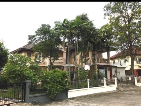 SaleHouse 2-Storey Detached House Fully Furnished for Sale at Maneerin Lake and Lagoon Rangsit-Pathumthanee