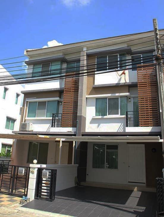 EPL-HR2672 ให้เช่าทาวน์โฮม 3 ชั้น  ใกล้ The Paseo ลาดกระบัง