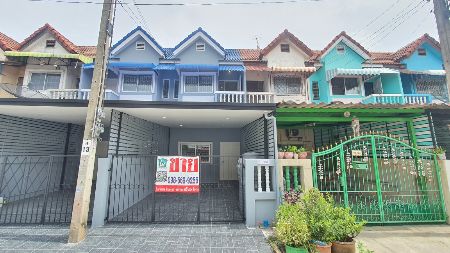 SaleHouse Townhome for sale, Baan Bang Bua Thong, 124 sq m., 20 sq m., ready to be near Phimonrat Subdistrict Administrative Organization.