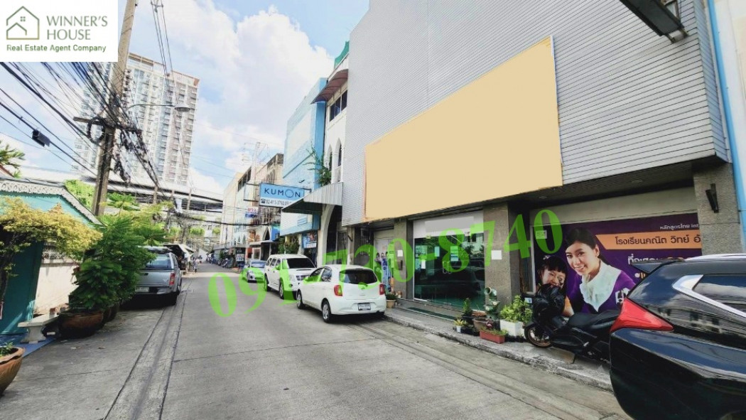 SaleOffice Commercial building for sale, 49.5 square wah, two digits, 3 booths, 4 floorsNext to The Mall Bang Khae and MRT Lak Song Station