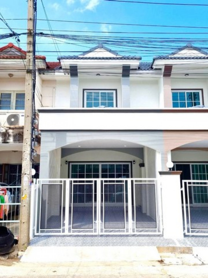 SaleHouse Townhome for sale, Phut Chadi Village-Bang Phlu Intersection (left), 90 sq m., 17 sq m.