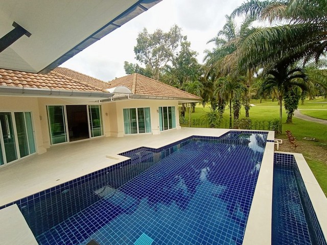 SaleHouse For Sales : Kathu, Private Pool Villa, 2B2B, Golf View