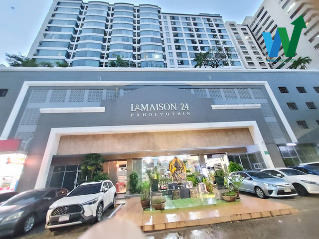 ขายคอนโดมิเนียม For Sale condominium for near MRT Phahonyothin 24