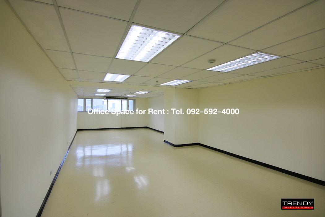 RentOffice (TD-2001C) The Trendy Office, office for rent, size 53 sq m, 20th floor, Sukhumvit 13, near BTS Nana.