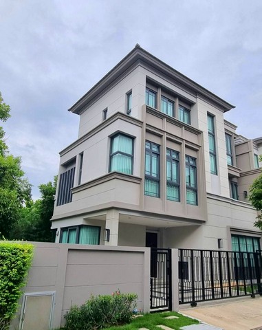 เช่าบ้าน ให้เช่าบ้านแฝด 3 ชั้น หลังมุม The Sonne Srinakarin-Bangna