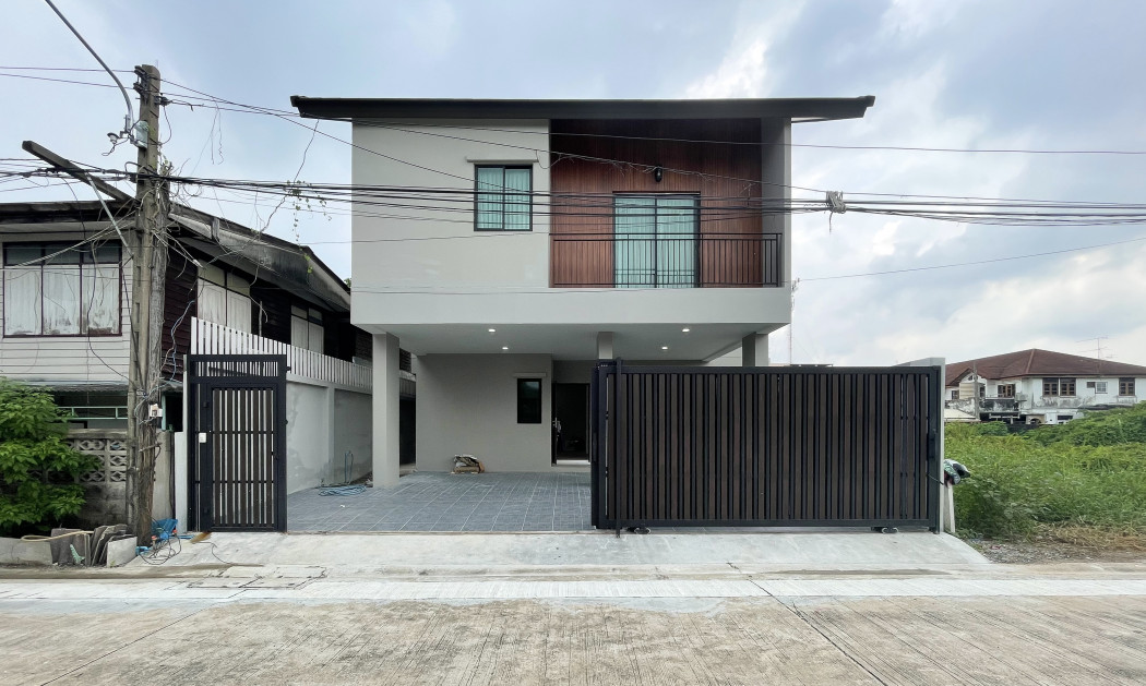 SaleHouse Single house for sale, quality materials, project standards New house built by yourself, Tiwanon 41, 180 sq m., 38 sq m, lots of extras.