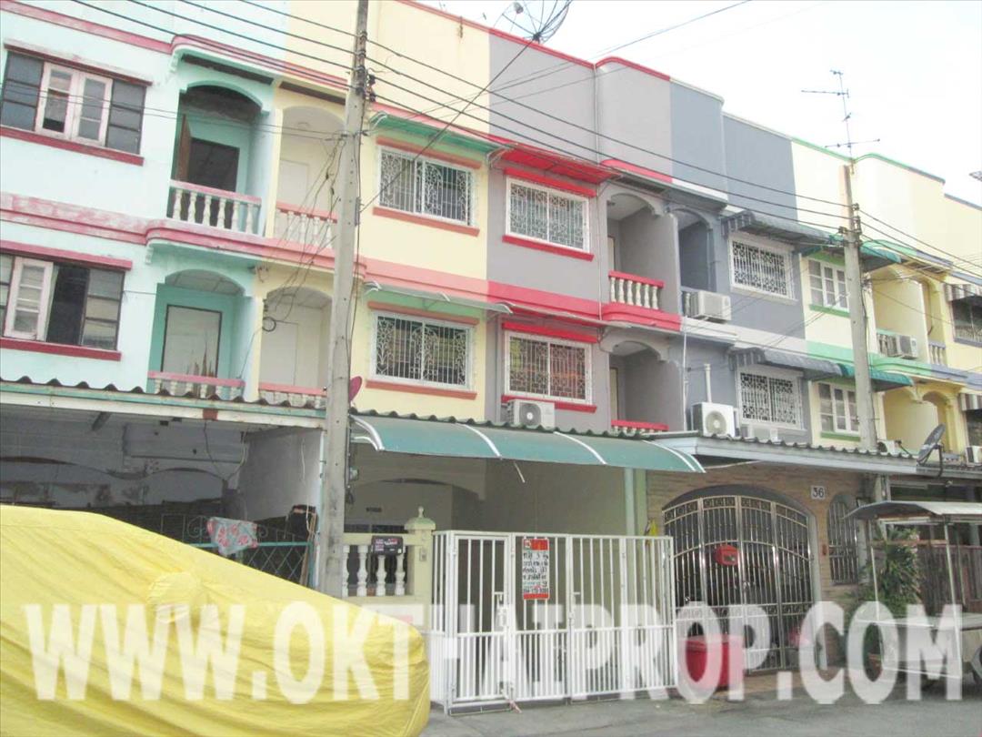 ขายบ้าน ทาวน์เฮ้าส์ ถนนสามัคคี48 ท่าทราย เมืองนนทบุรี