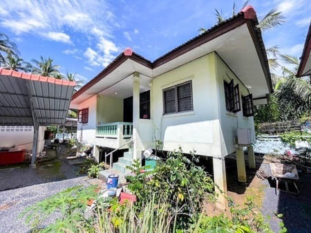 House For Rent  2 Bedroom Available Zone Hau Tanon Koh Samui
