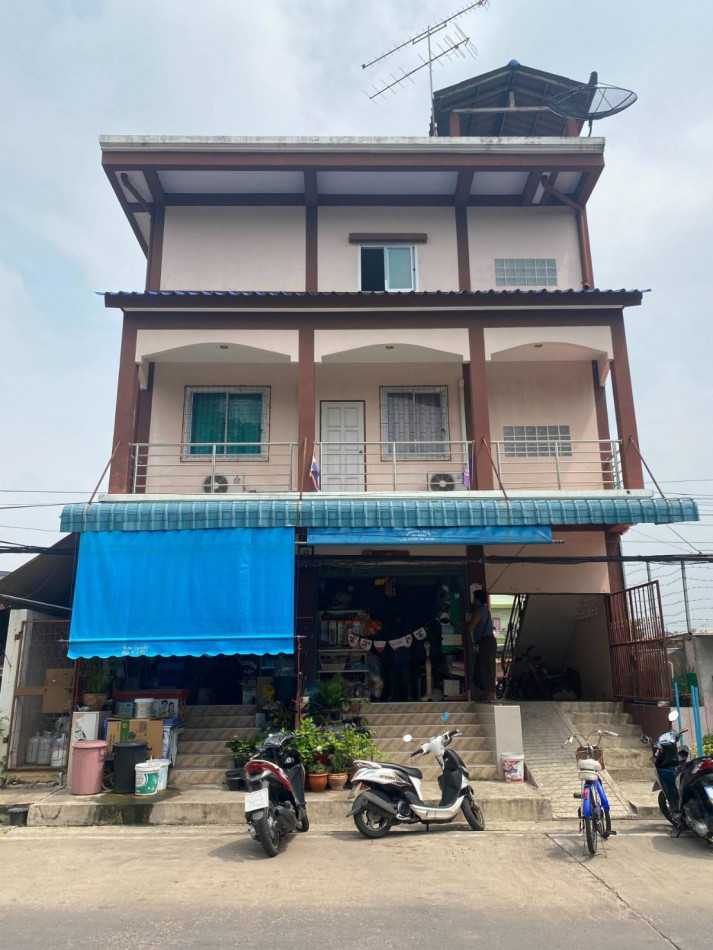 SaleOffice Dormitory for sale with shophouse in front, 3 units, along Sommanat Road, Tha Chalom Samut Sakhon, 528 sq m., 65 sq w.