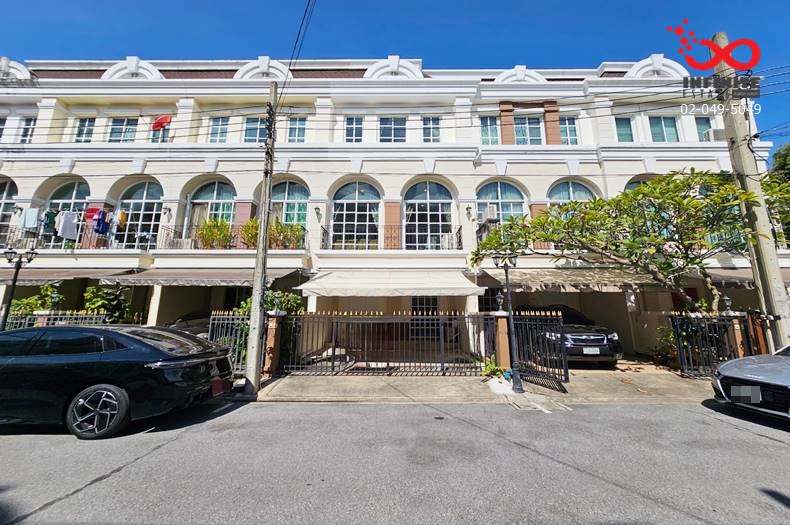 SaleHouse Townhouse for sale