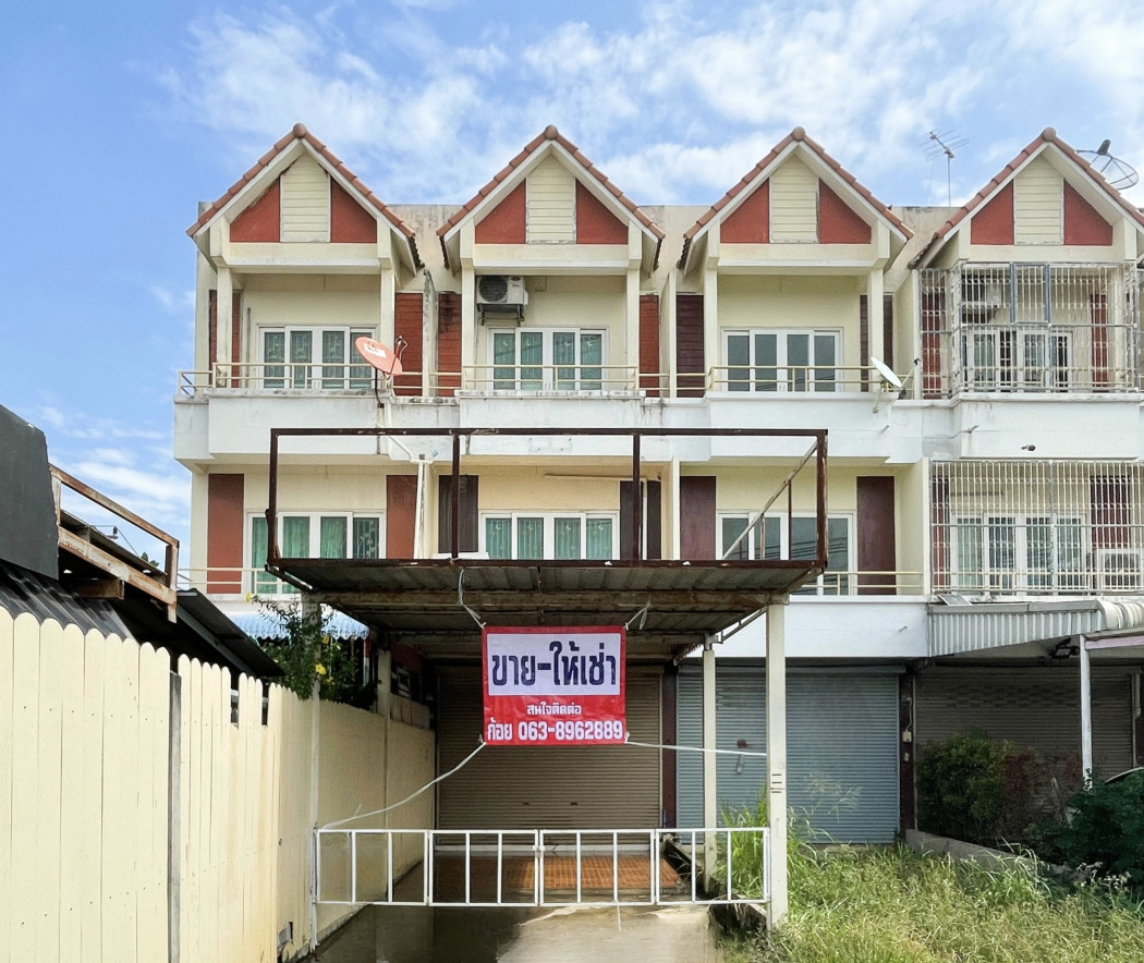 SaleOffice Commercial building for sale, next to the main road, entrance to Hemaraj Industrial Estate, Nong Khae District, Saraburi Province, 230 sq m., 27 sq m., lucrative business.