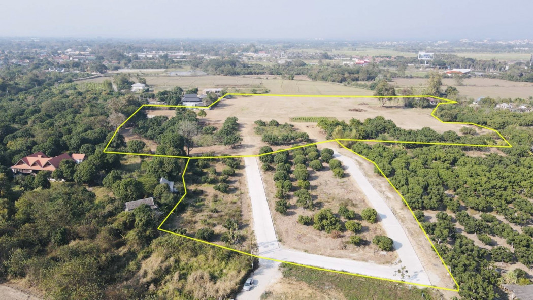 SaleLand Land for sale, San Phisuea, Mueang Chiang Mai, 89 sq m, profit since purchase. There are many plots to choose from.
