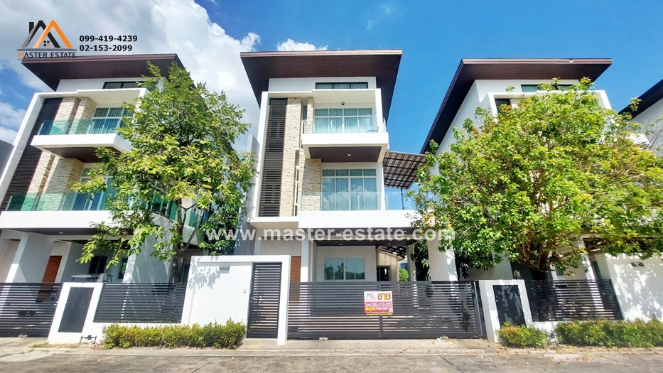 SaleHouse New house, first hand, beautiful, in the heart of Sattahip, Chonburi Province