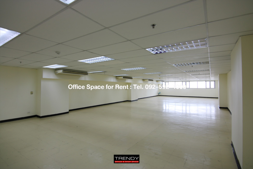 RentOffice (TD-1902) The Trendy Office, office for rent, size 167.8 sq m, 19th floor, Sukhumvit 13, near BTS Nana.