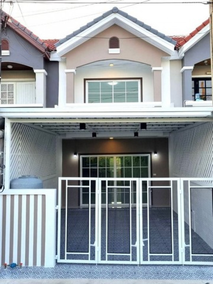 SaleHouse Townhome for sale, Than Thong 2, 120 sq m., 20 sq m, Main Road, complete extension.