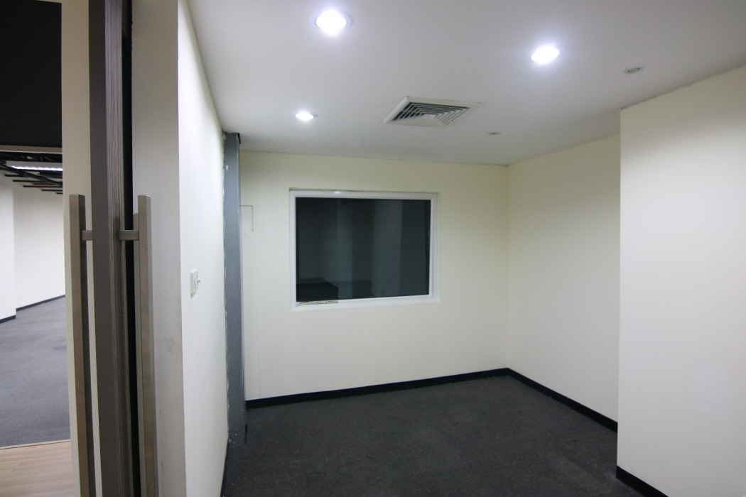 RentOffice (TD-2503) The Trendy Office, office for rent, size 167.05 sq m, 25th floor, Sukhumvit 13, near BTS Nana.