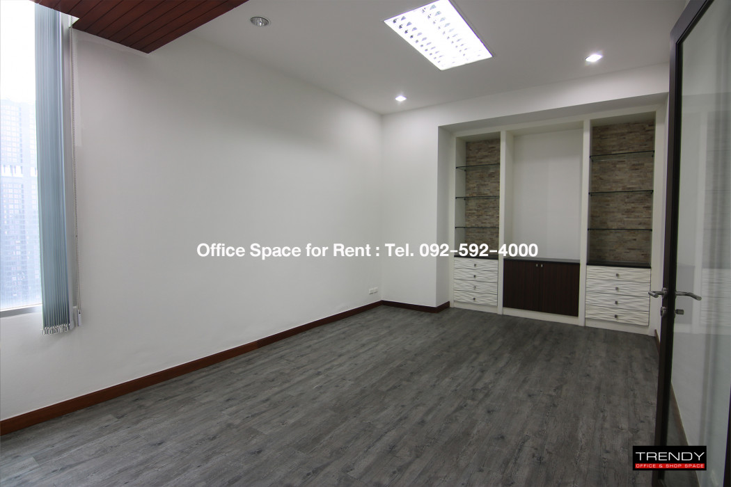 RentOffice (TD-2704) The Trendy Office, office for rent, size 337.83 sq m, 27th floor, Sukhumvit 13, near BTS Nana.