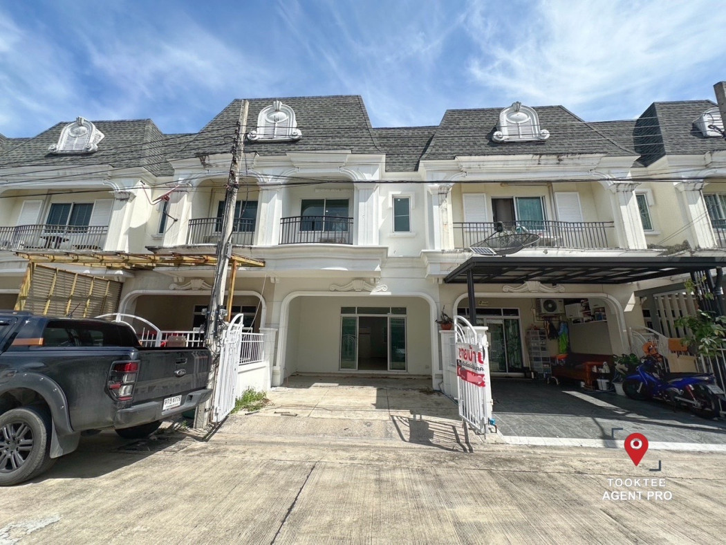 SaleHouse Townhome for sale, next to Ratchaphruek Road, Parinlak Lite, Rama 5, 140 sq m., 19.4 sq m, with ensuite bathroom in every room.