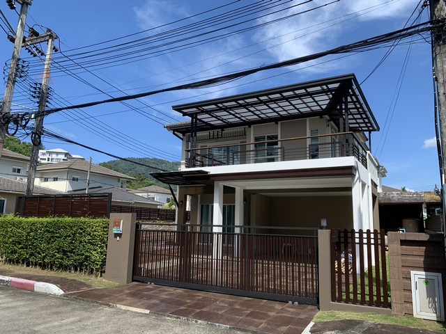 For Sales : Kathu, 2-Story Detached House with swimming pool, 3B3
