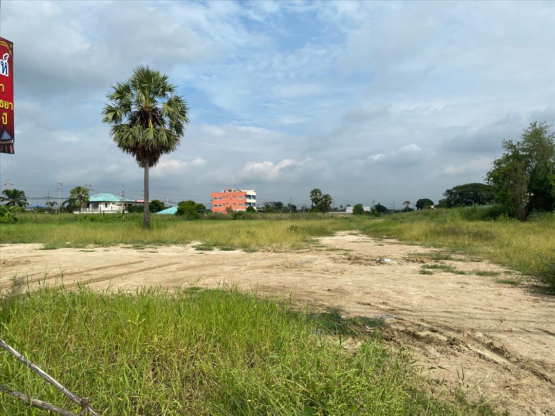 SaleLand Land for sale 8 rai 3 nagn 96 sq wah, Located within Ban Klang Sub District, Mueang Pathum Thani