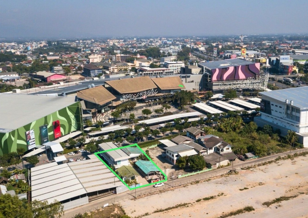 SaleLand Land for sale next to Central Chiang Rai, 210 sq m, with 2 buildings, 9 rooms ID-13595