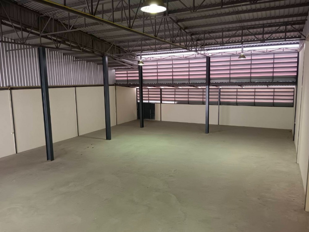 RentWarehouse Factory warehouse for rent, Soi Phraeksa 5 (Sudjai), new, clean ID-13619