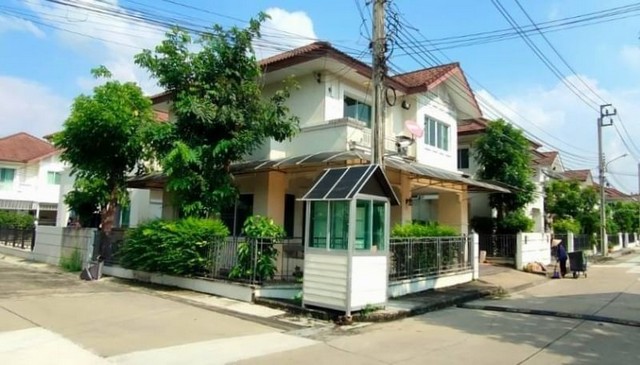 ขายบ้าน  ขาย /ให้เช่า บ้านเดี่ยว 2 ชั้น หลังมุม ห่าง MRT บางพลู เพียง 5 น