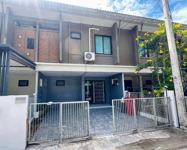 For Rent : Thalang, 2-Storey Town Home, 4B3B