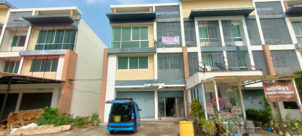SaleOffice (HL)A84623 - 2 new commercial buildings, next to the main road, near Ton Khae intersection, special price.