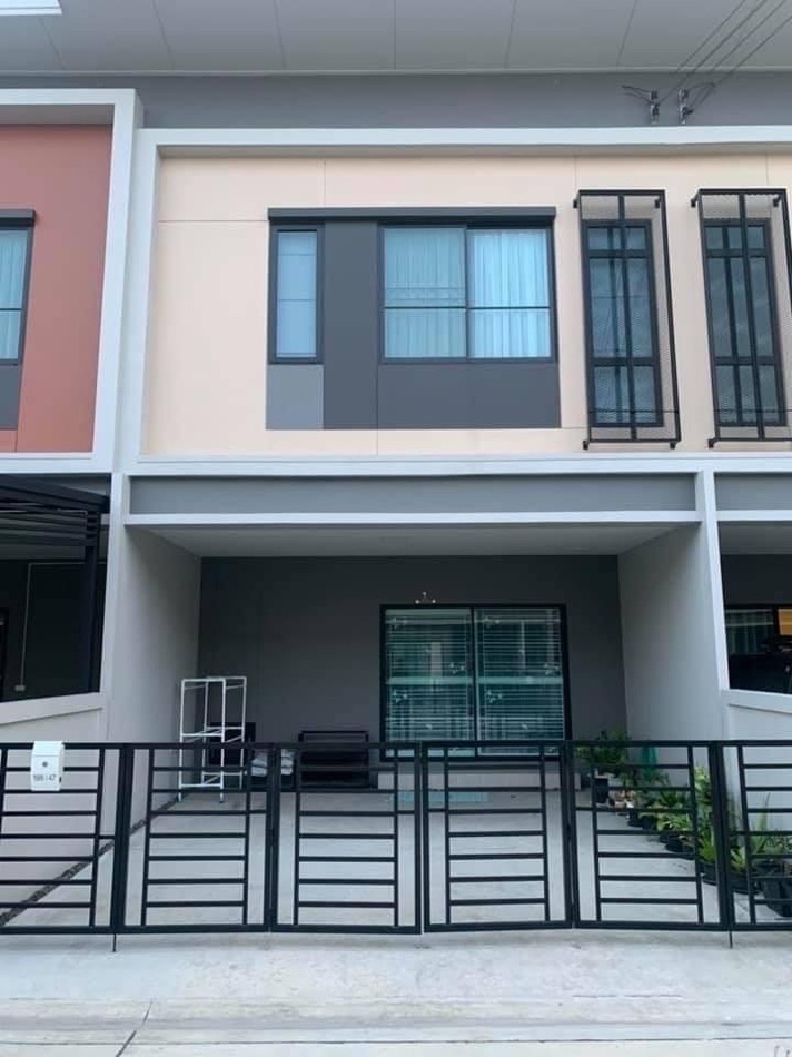 RentHouse Townhome for rent, Siri Place Village, Ratchaphruek 346, 133 sq m., 20.7 sq m, 3 bedrooms, 3 bathrooms, 2 parking spaces, 1 living room, 1 kitchen, 1 multi-purpose room.