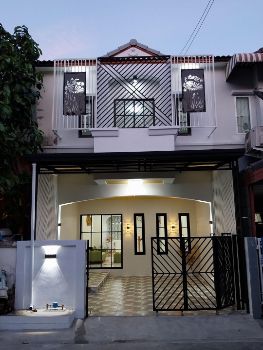 SaleHouse Townhome for sale, KC Cluster Village, Ramindra, 95 sq m., 18 sq m, beautiful house, convenient travel, renovate, ready to apply to the Bank.