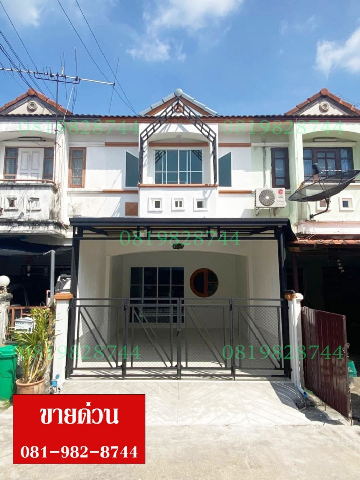 SaleHouse 2-story townhouse for sale, K.C. Village, Ramintra 2, Soi Hathairat 39, Khlong Sam Wa, free transfer.
