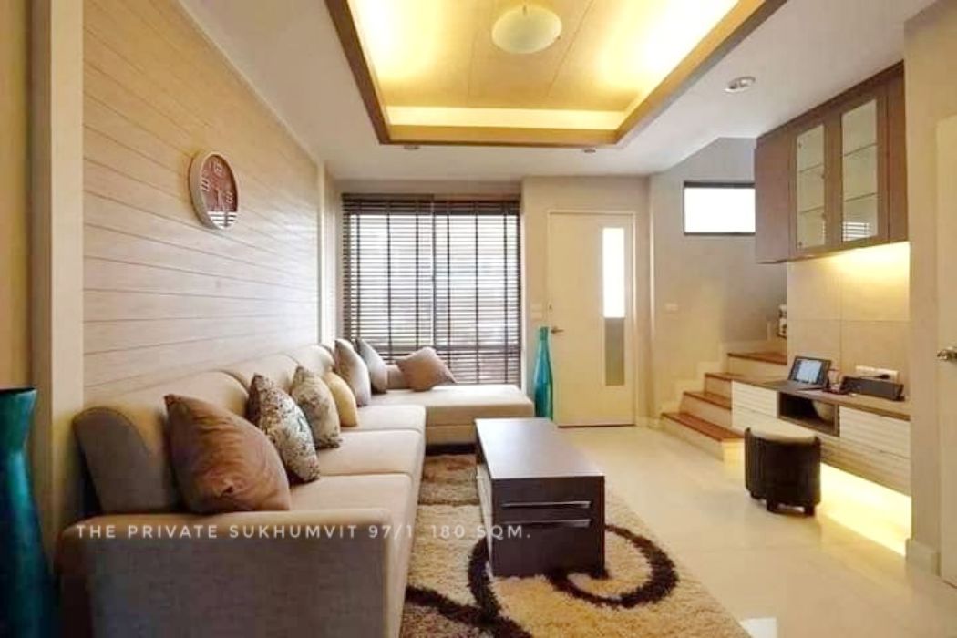 RentHouse Townhome for rent, beautifully decorated, ready to move in, 3 bedrooms, The Private Sukhumvit-Bang Chak, 180 sq m., 23 sq m, quiet, private, near BTS and expressway.