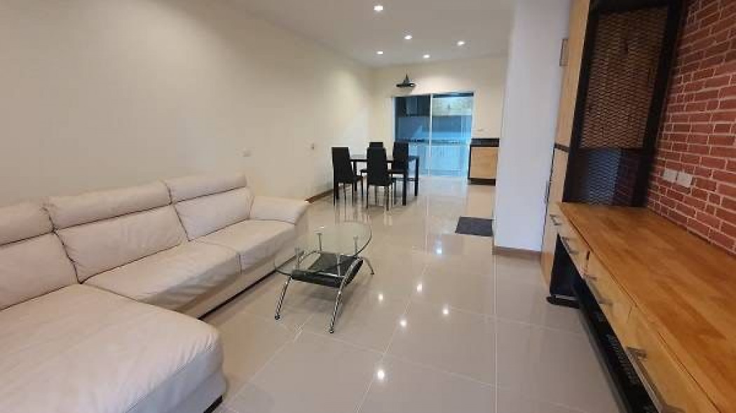 RentHouse Townhome for rent M273 Villette City Phatthanakan 85 sq m. 20 sq m.