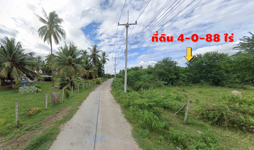 SaleLand Beautiful land plot for sale, 4-0-88 rai, close to Phetkasem Road, only 3 minutes, Khlong Wan Subdistrict, Mueang Prachuap District.
