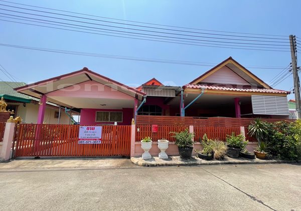 ขายบ้าน ขายบ้านเดี่ยว หมู่บ้านเลคบุษบา ซ.เลคบุษบา ต.เขาสามยอด อ.เมืองลพบุรี Tel 081-5713517