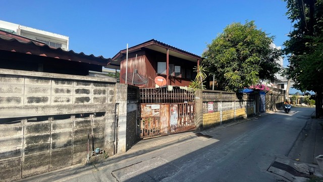 SaleLand ขายบ้านพร้อมที่ดิน ซอยถนนกรุงเทพ-นนทบุรี 43