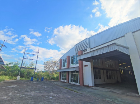 SaleWarehouse Factory for sale with buildings, FA009 Bo Kwang Thong, Bo Thong, Chonburi. 1650 sq m. 19 rai 2 ngan 44 sq. wa, only 7.5 Km from 331 road.