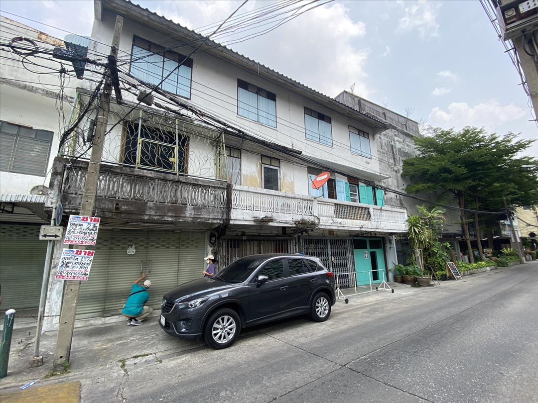 SaleHouse Land with Building for sale on Charoen Krung 30, area 108 sq wah