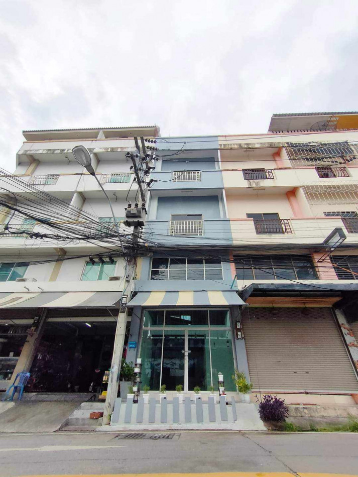 SaleOffice Commercial building for sale, 3 and a half floors, 2 bedrooms, 3 bathrooms, Central Pattaya,